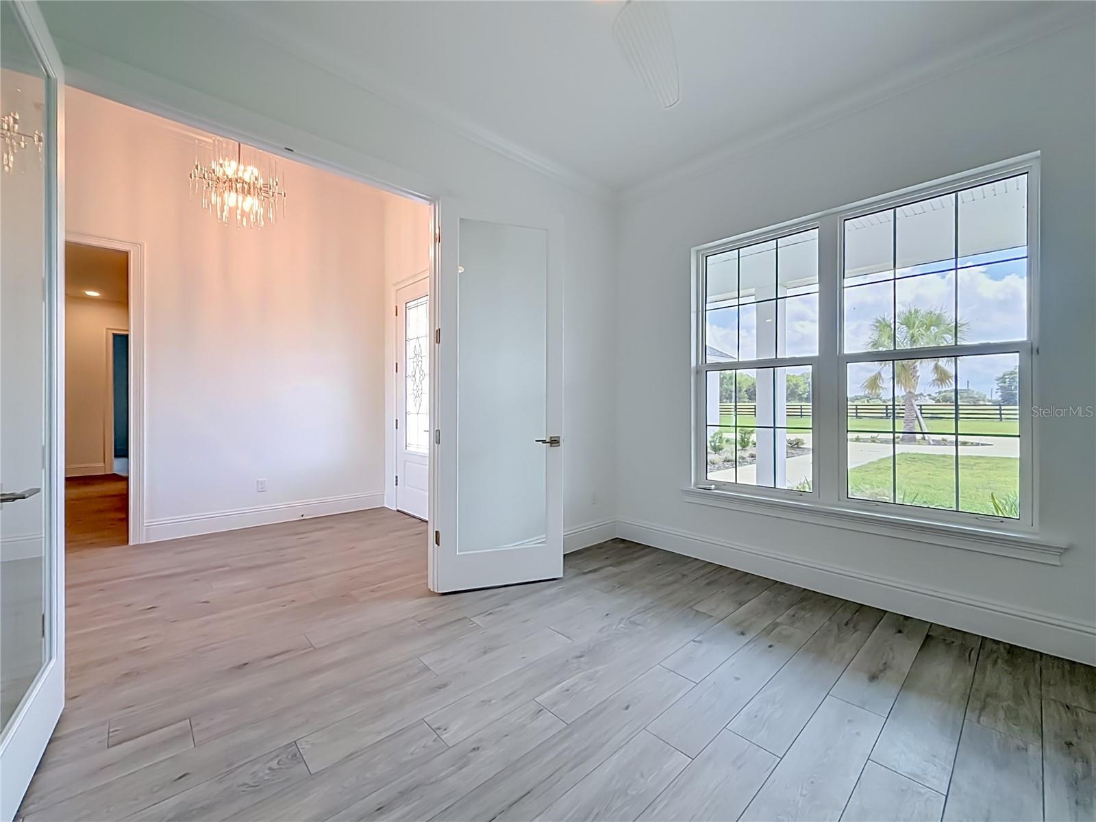 Listing photo id 11 for 6530 156th Loop 3 & 4