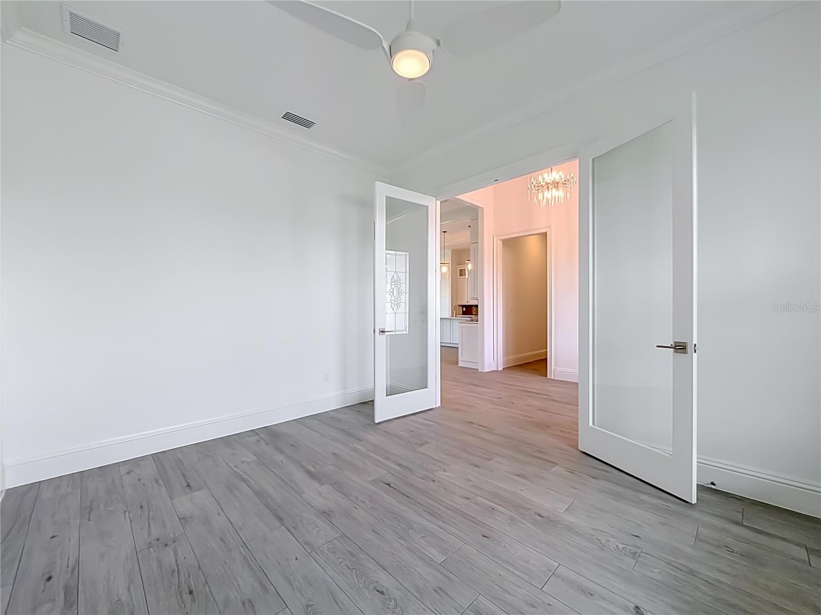 Listing photo id 12 for 6530 156th Loop 3 & 4
