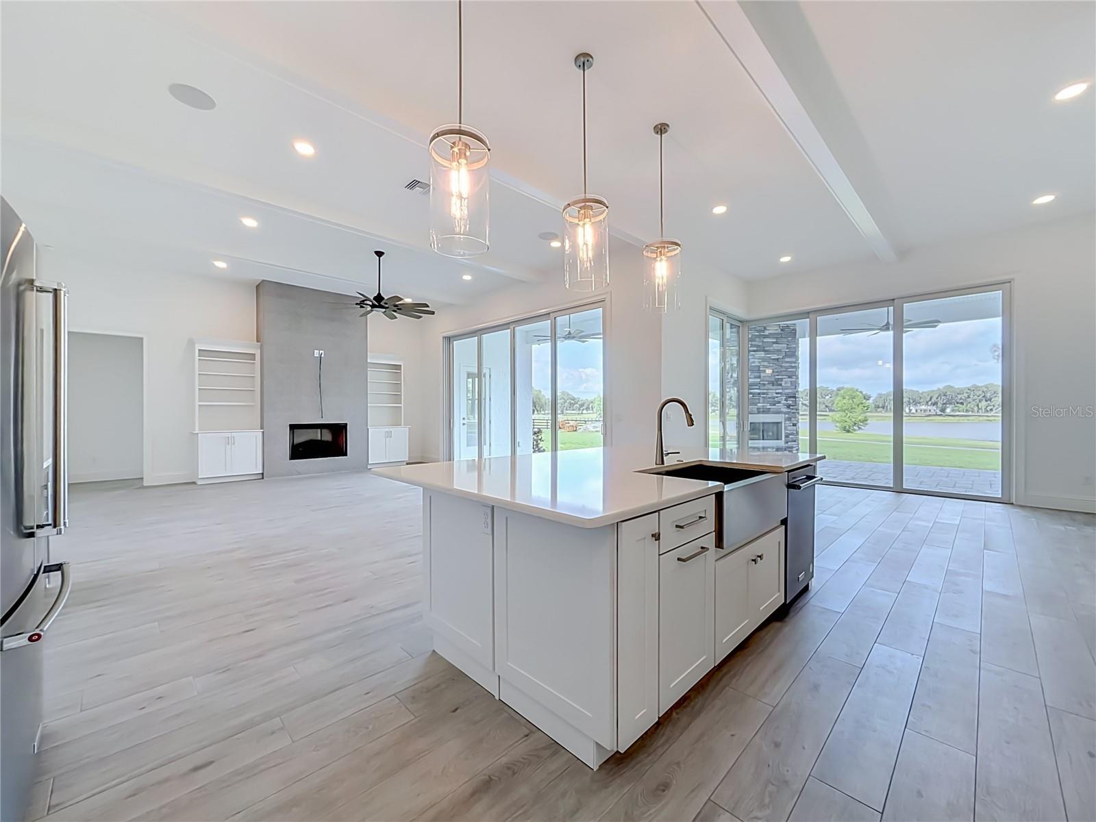Listing photo id 22 for 6530 156th Loop 3 & 4
