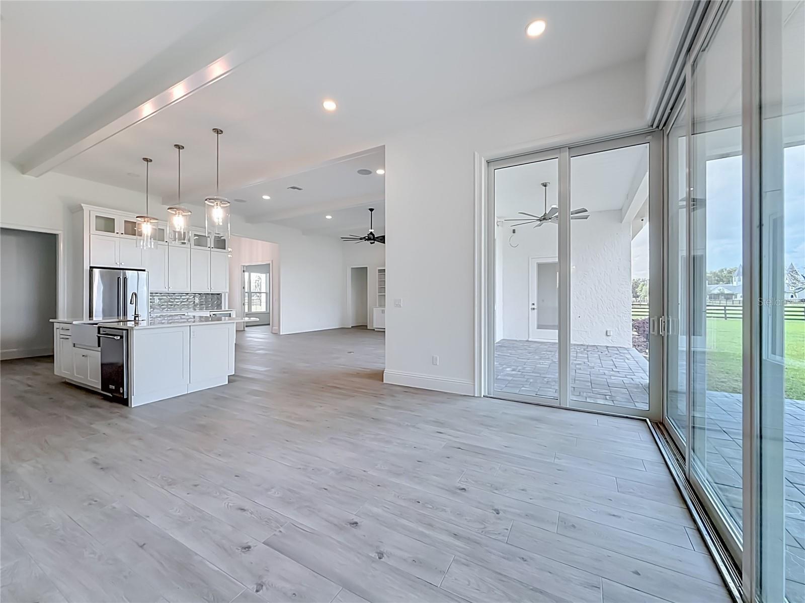 Listing photo id 30 for 6530 156th Loop 3 & 4