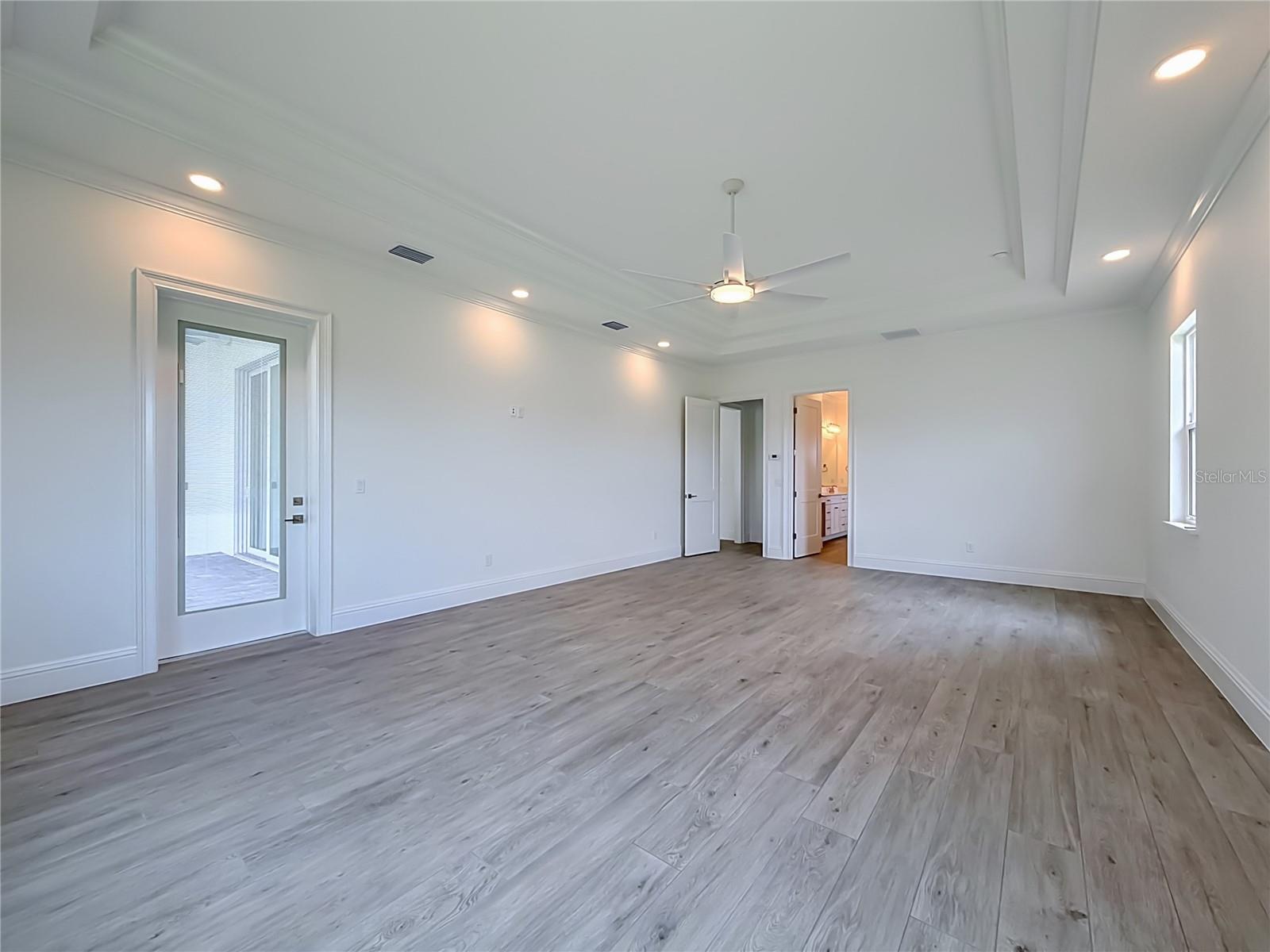 Listing photo id 35 for 6530 156th Loop 3 & 4