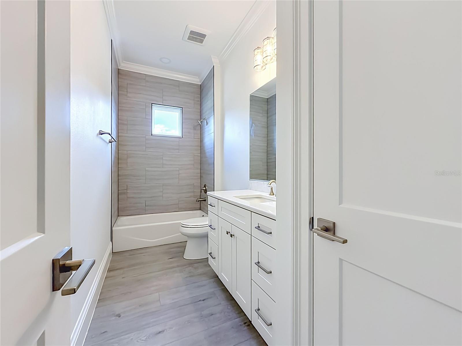 Listing photo id 52 for 6530 156th Loop 3 & 4