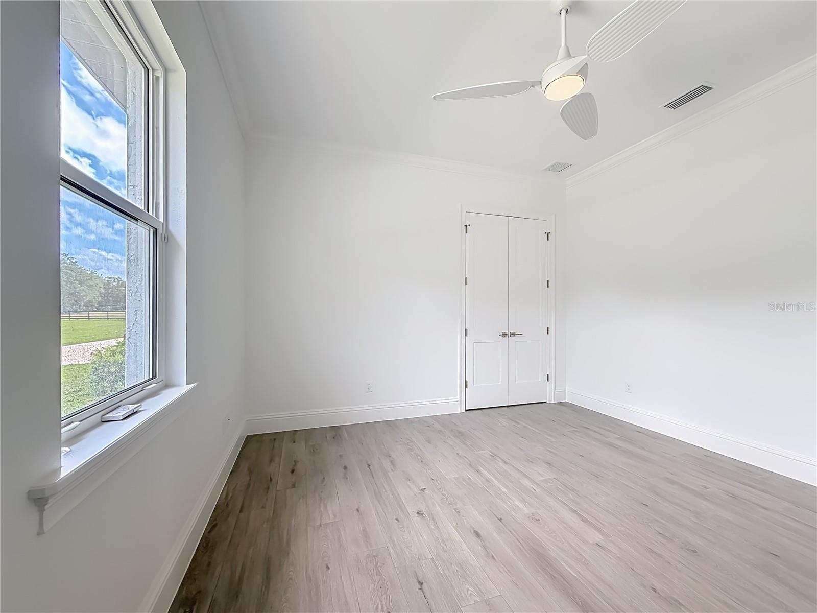 Listing photo id 54 for 6530 156th Loop 3 & 4