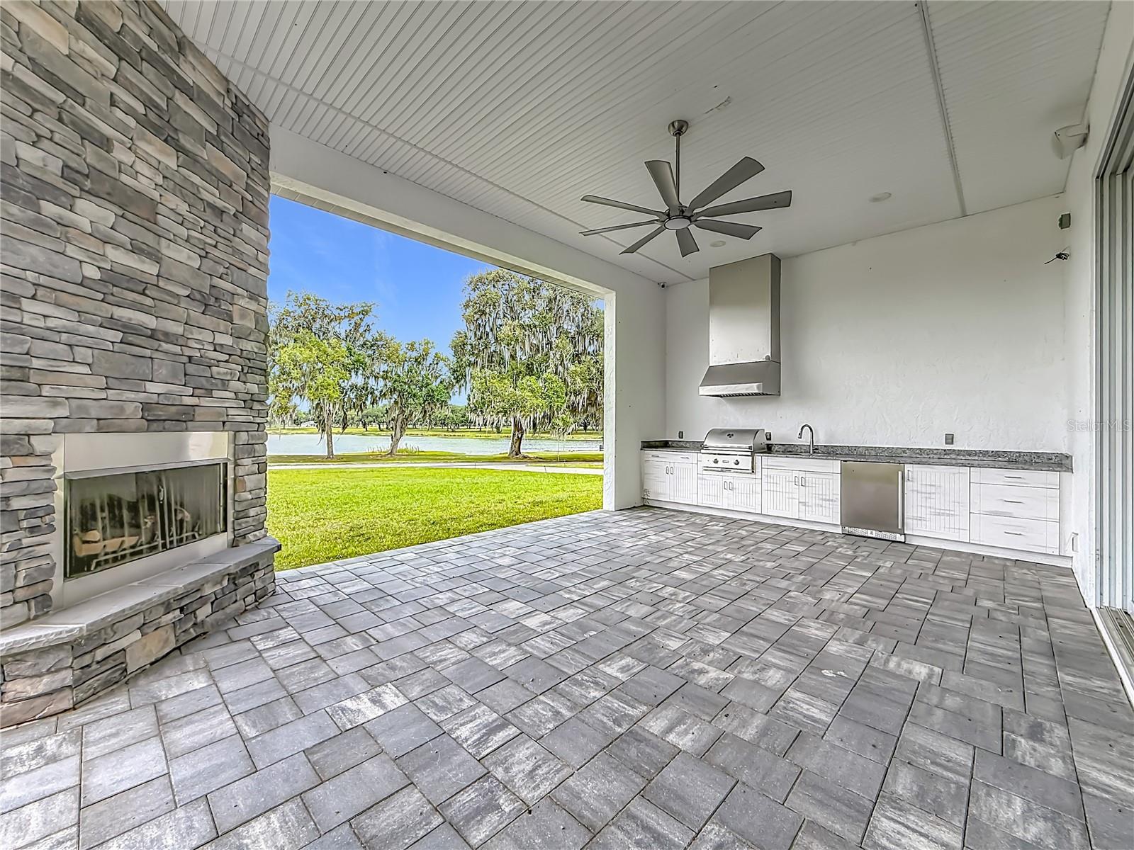 Listing photo id 63 for 6530 156th Loop 3 & 4