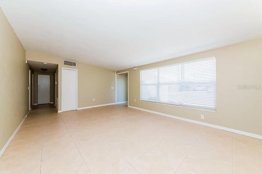 Image 3 of 15 For 6218 Nutmeg Avenue