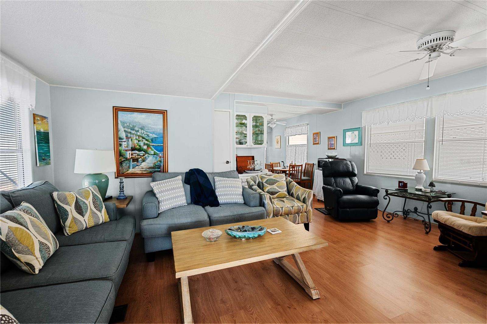 Image 12 of 61 For 36821 Grace Avenue