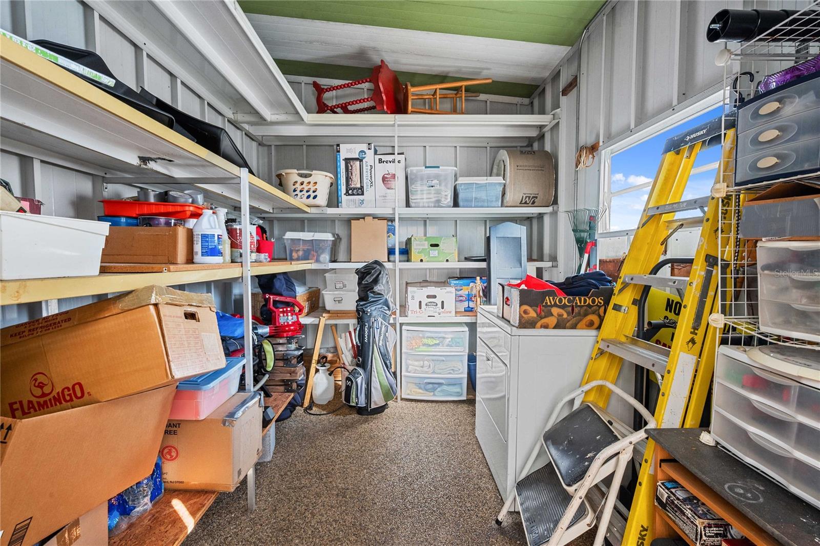 Image 22 of 61 For 36821 Grace Avenue