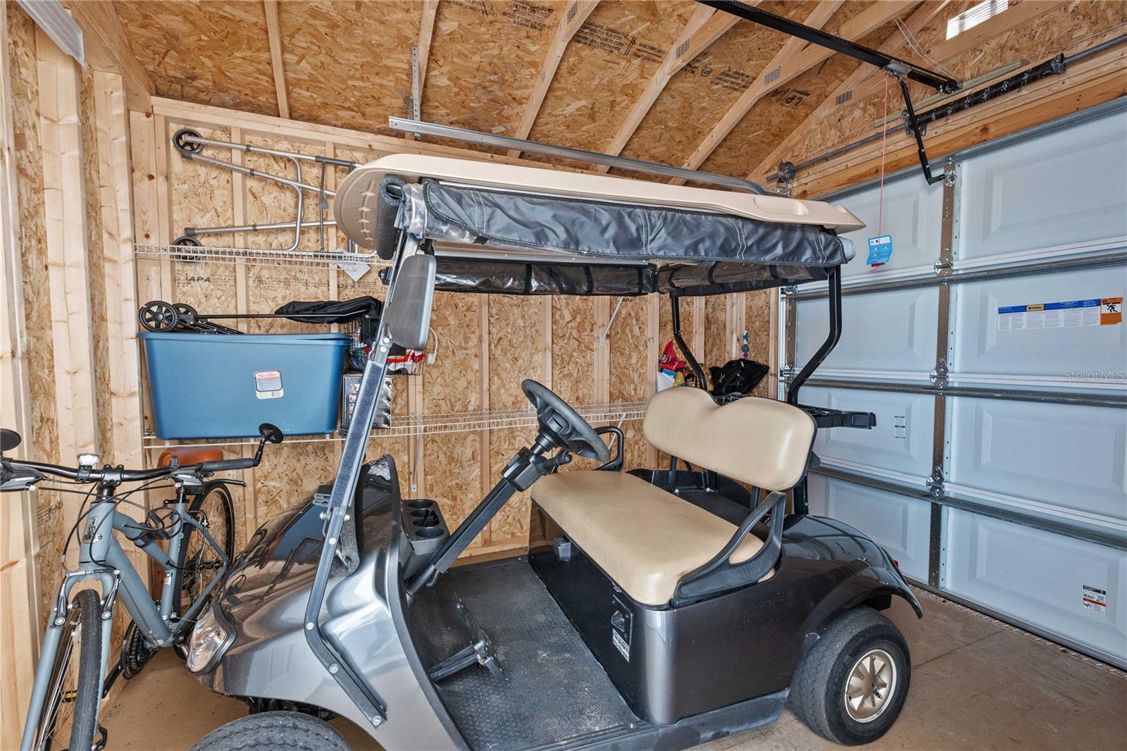 Image 23 of 61 For 36821 Grace Avenue