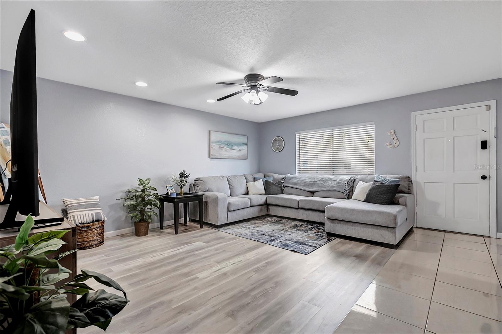 Image 4 of 21 For 350 79th Avenue N 238