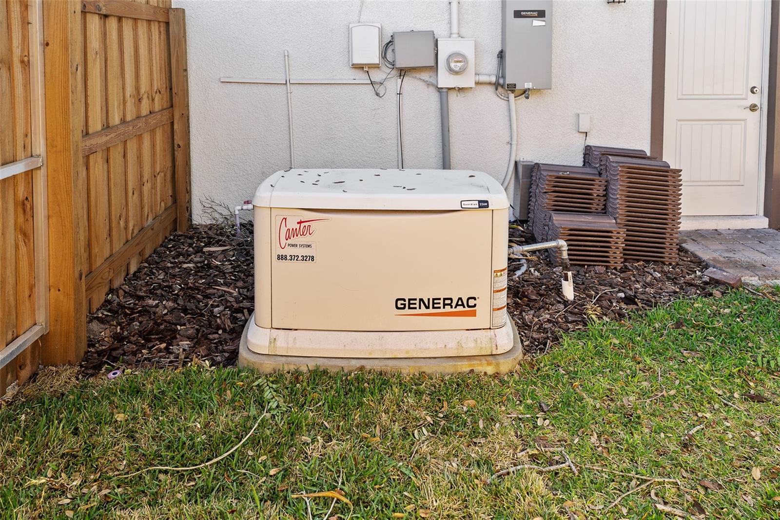 Listing photo id 49 for 3701 Jetton Avenue