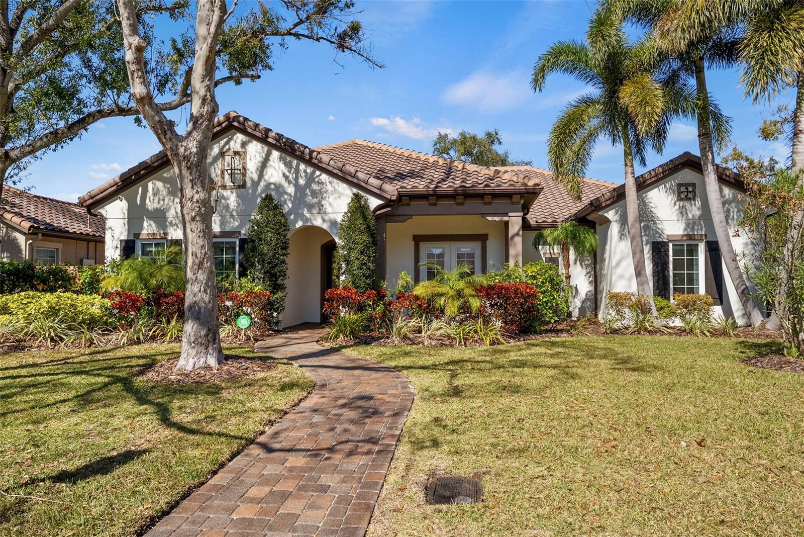 Listing photo id 52 for 3701 Jetton Avenue