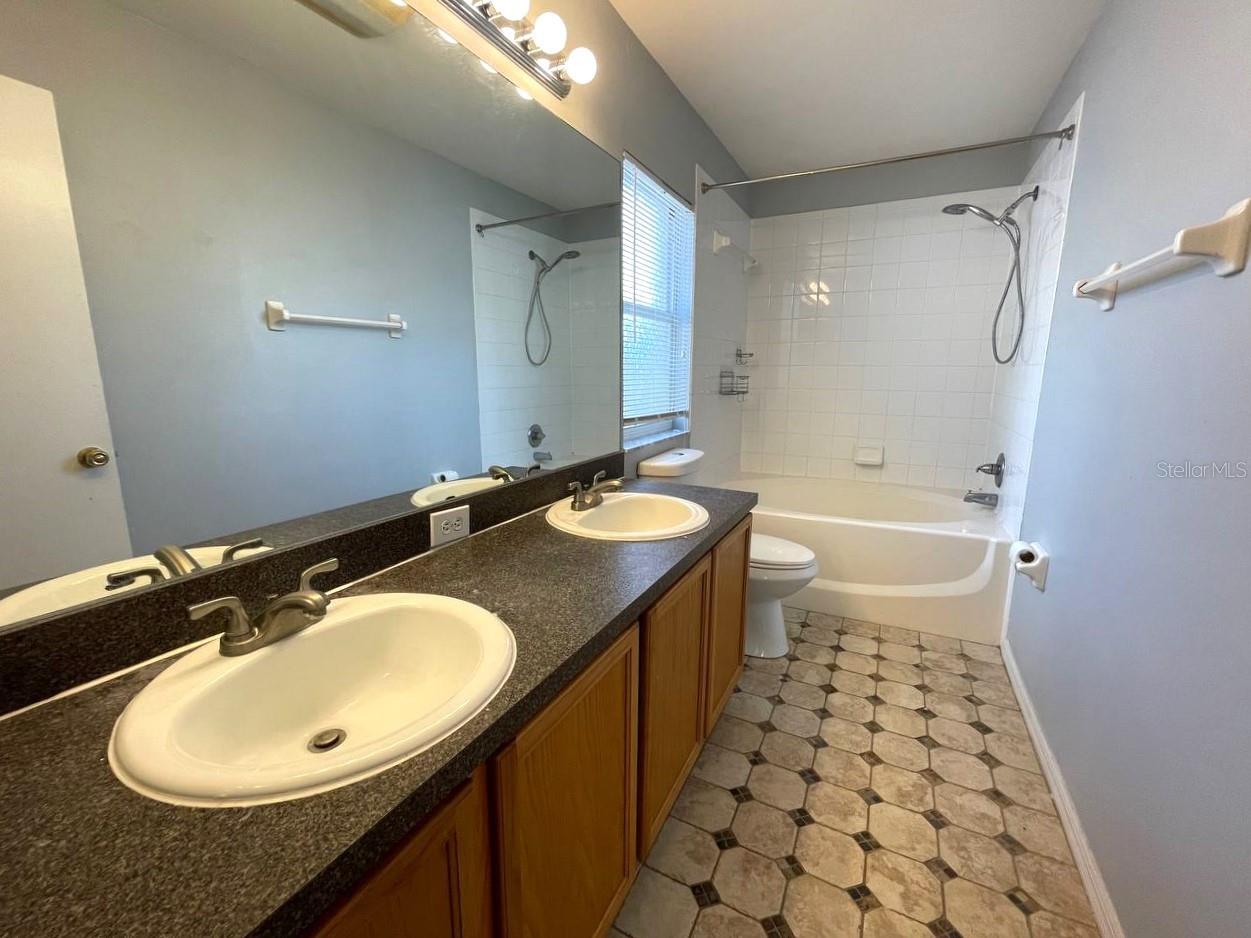 Image 17 of 23 For 13314 Prestwick Drive