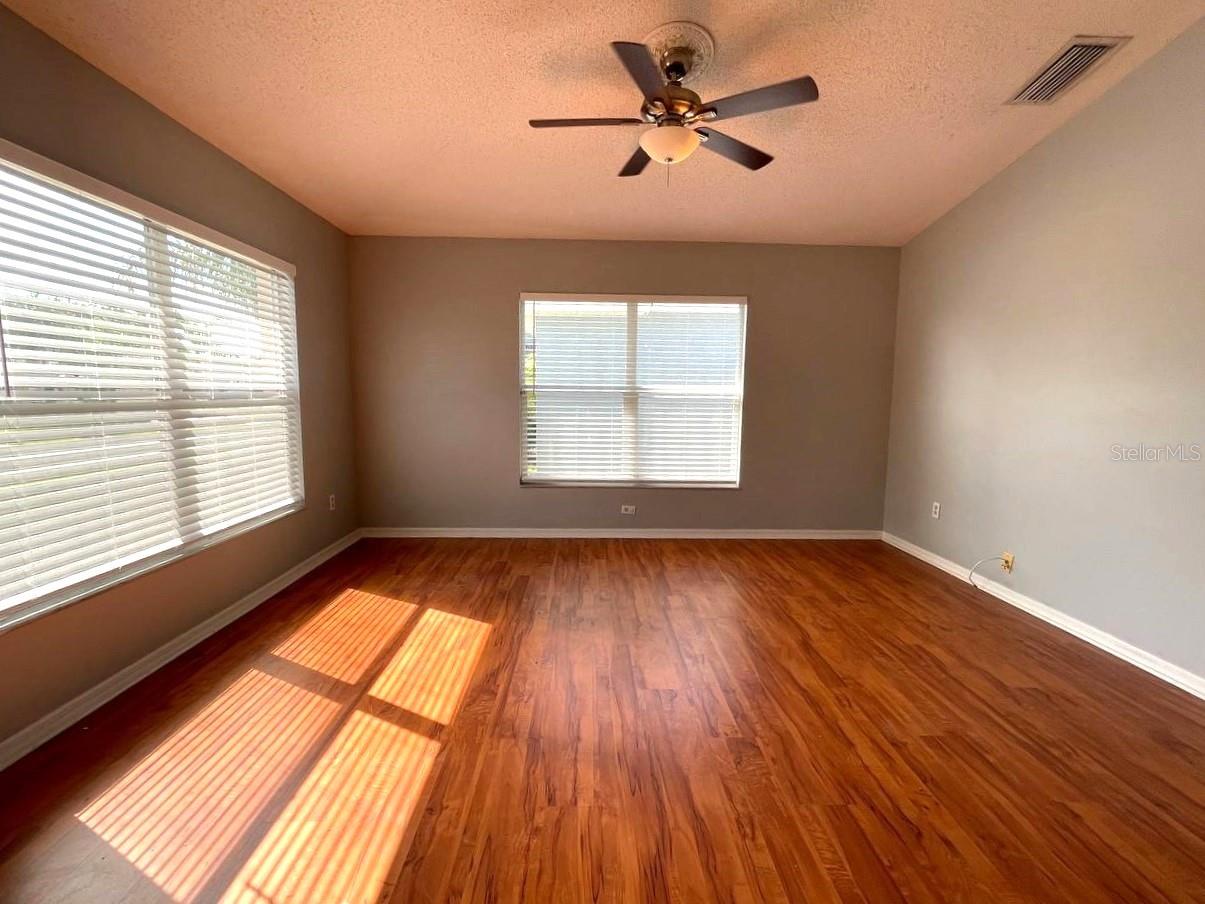 Image 4 of 23 For 13314 Prestwick Drive