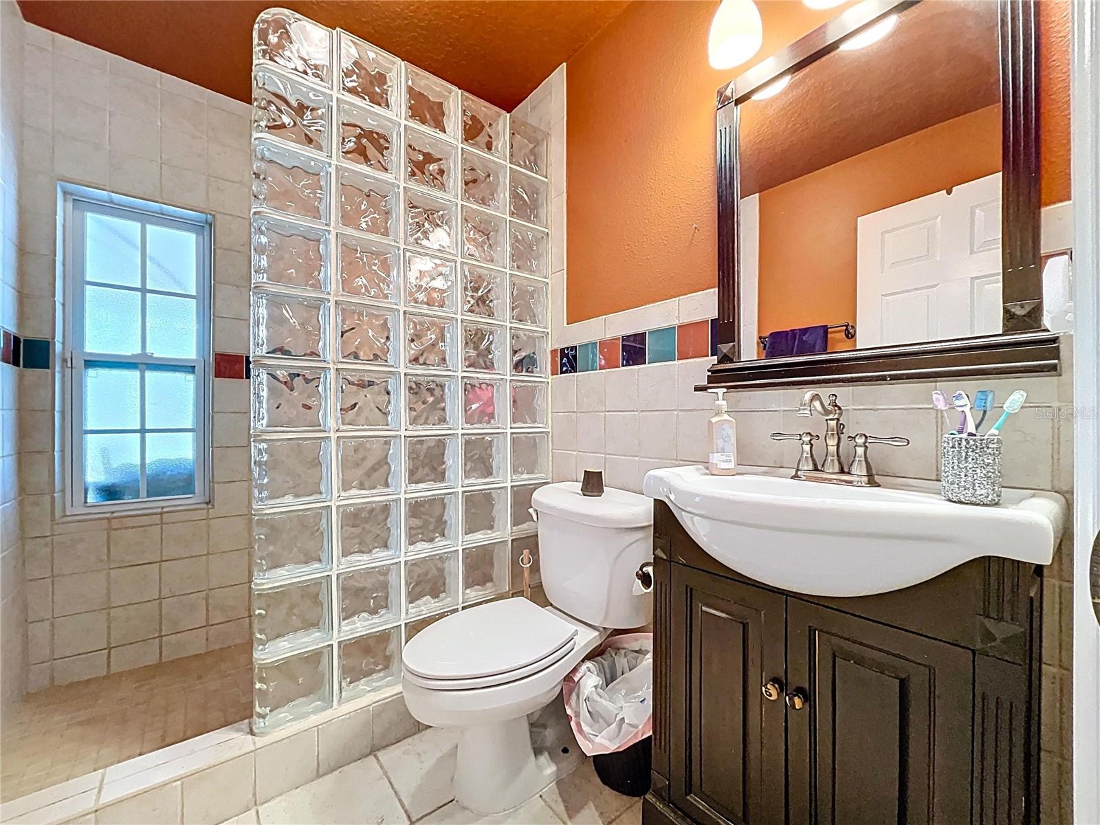 Listing photo id 19 for 37761 Oak Forrest Drive