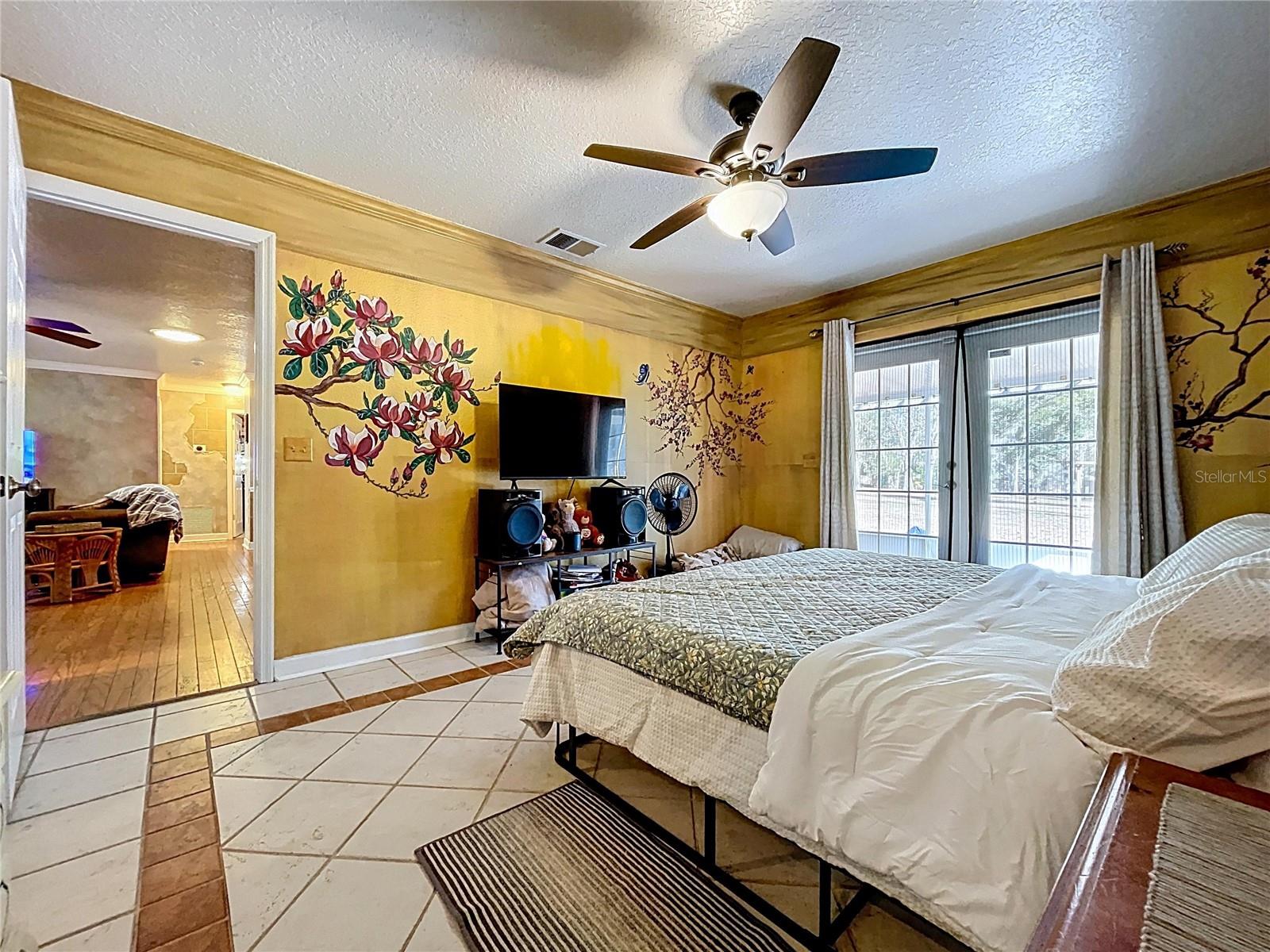 Listing photo id 20 for 37761 Oak Forrest Drive