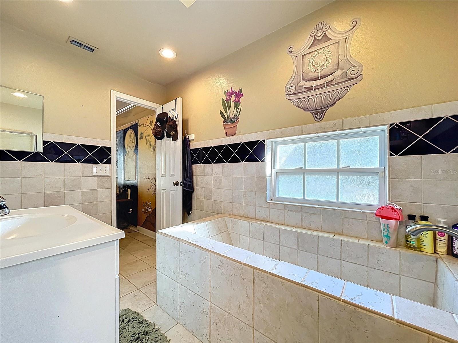 Listing photo id 26 for 37761 Oak Forrest Drive
