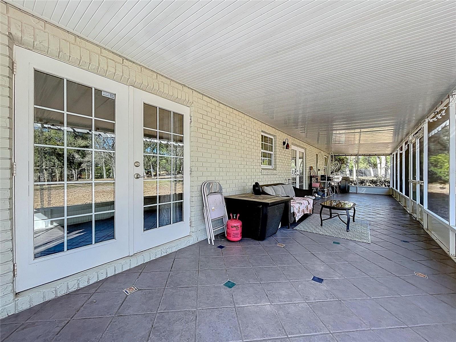 Listing photo id 27 for 37761 Oak Forrest Drive