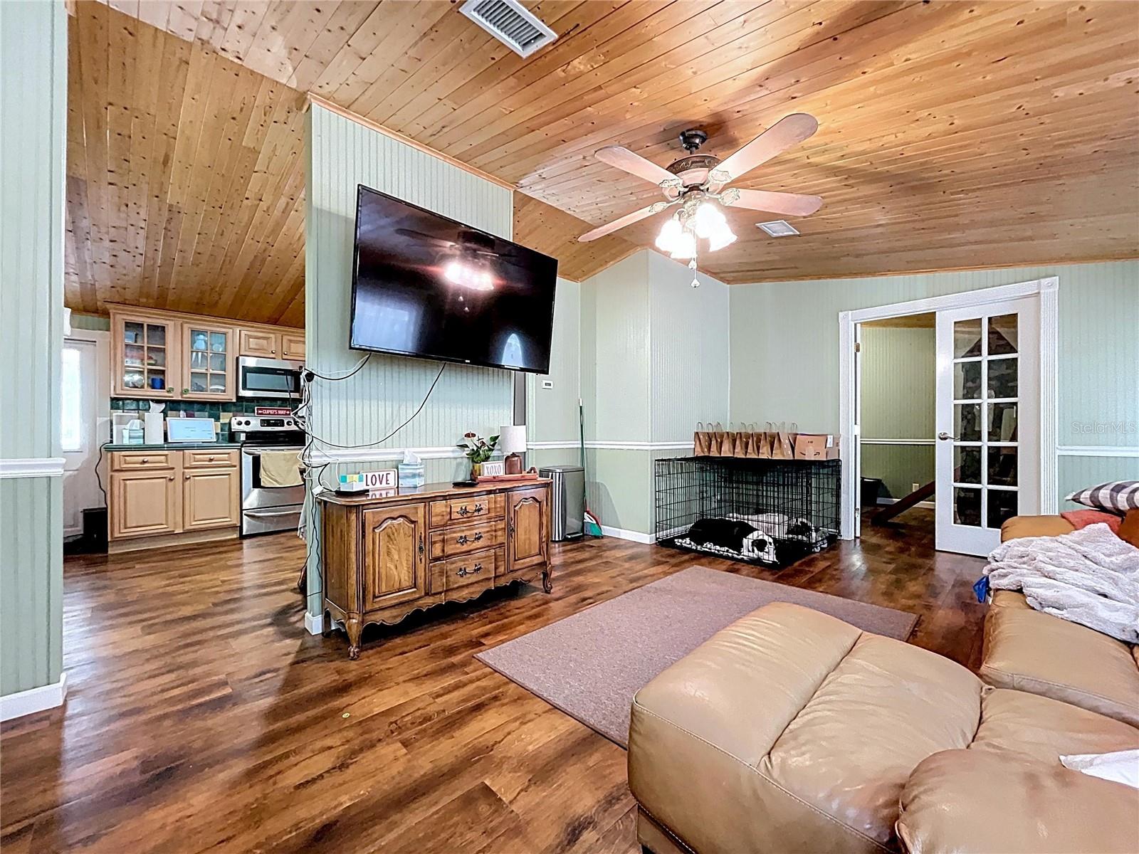 Listing photo id 56 for 37761 Oak Forrest Drive