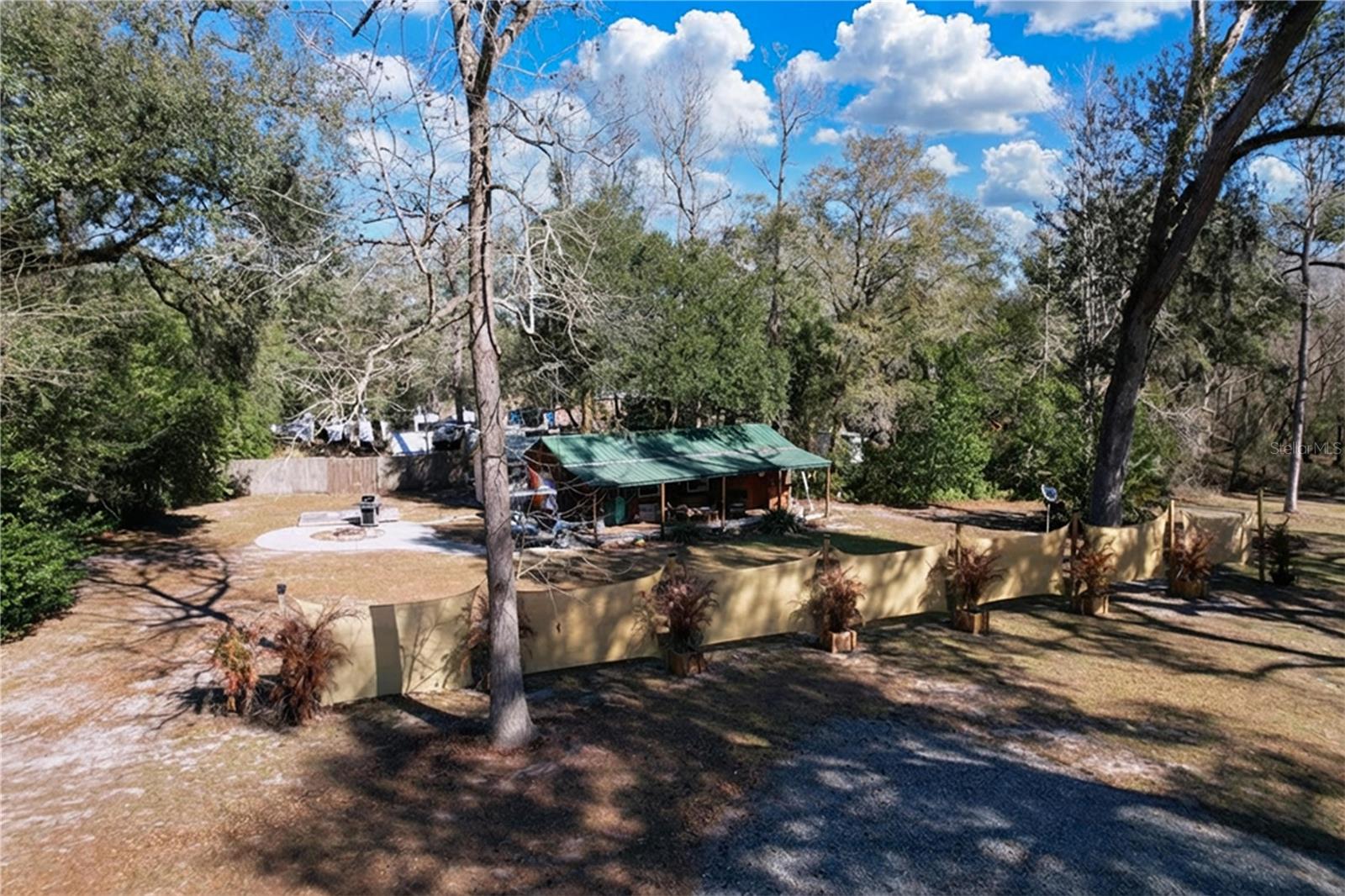 Listing photo id 77 for 37761 Oak Forrest Drive