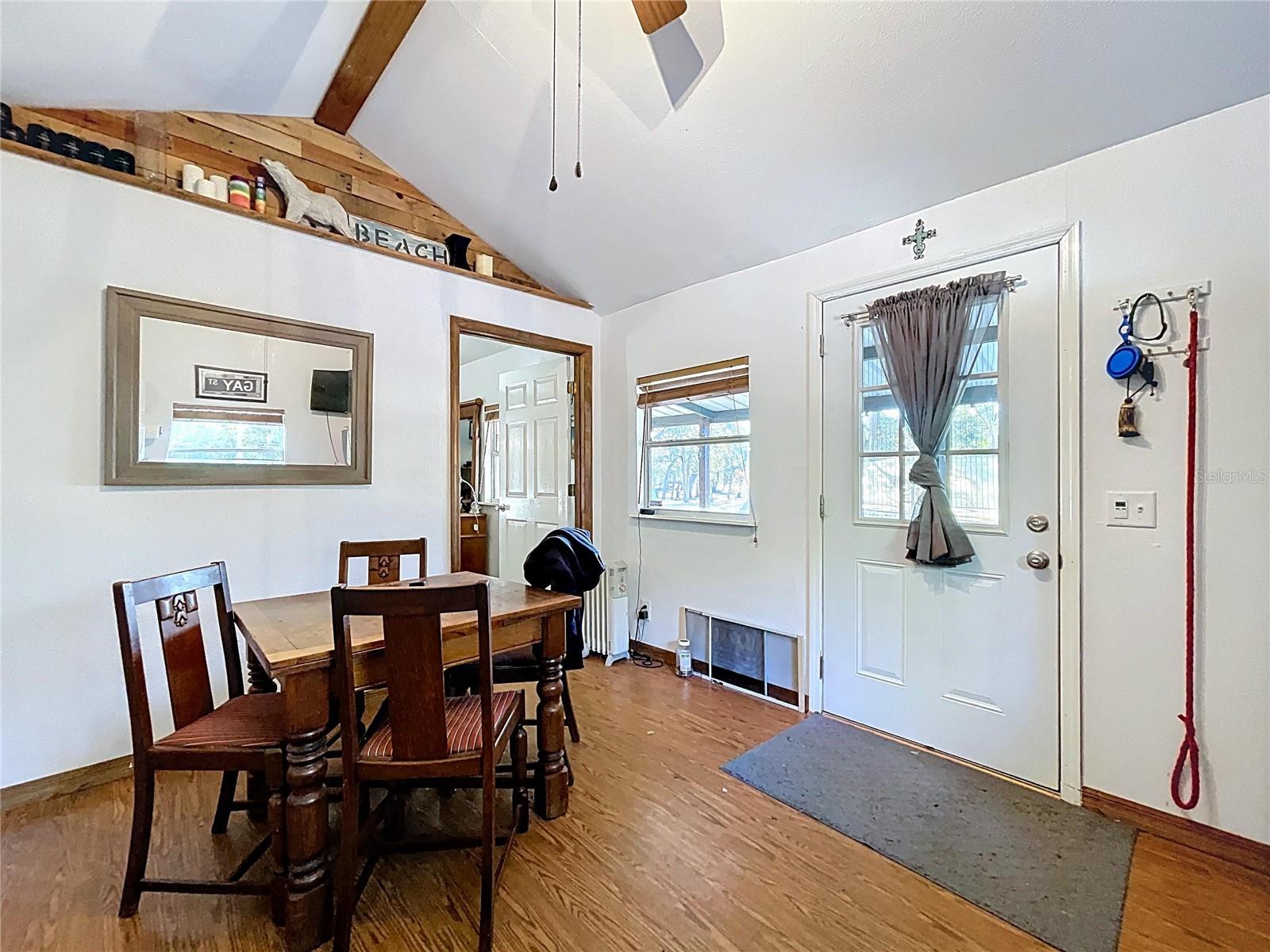 Listing photo id 83 for 37761 Oak Forrest Drive