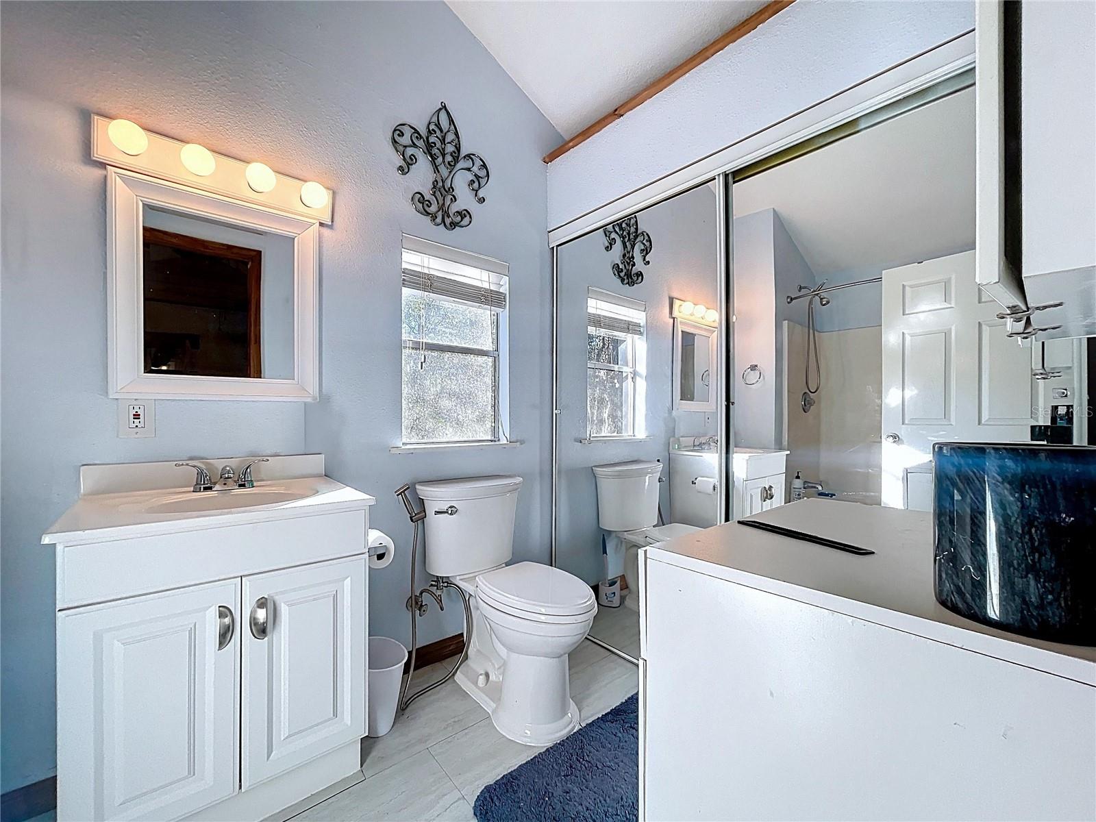 Listing photo id 84 for 37761 Oak Forrest Drive