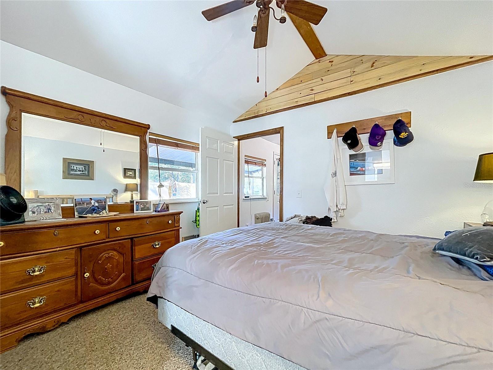 Listing photo id 88 for 37761 Oak Forrest Drive