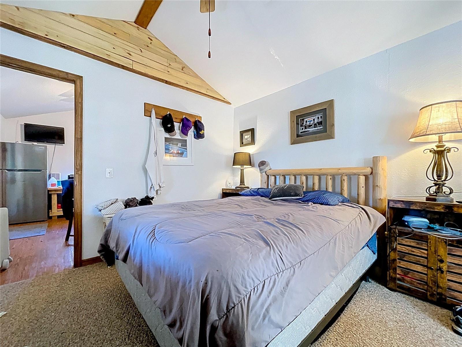 Listing photo id 89 for 37761 Oak Forrest Drive