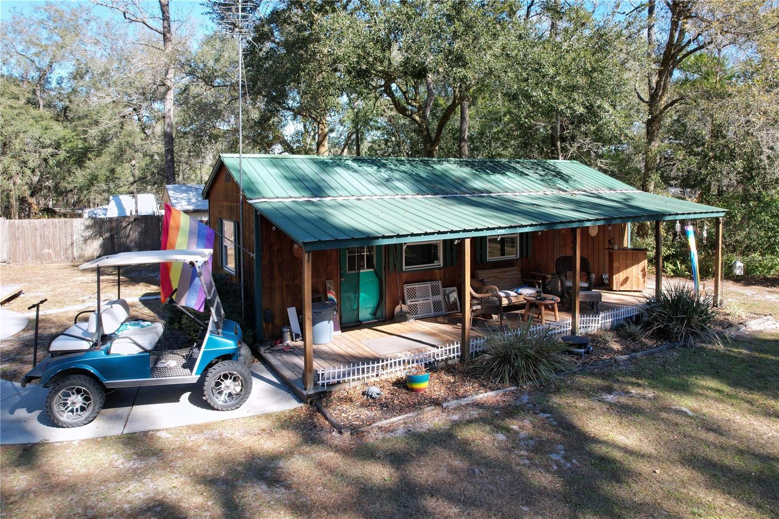 Listing photo id 95 for 37761 Oak Forrest Drive