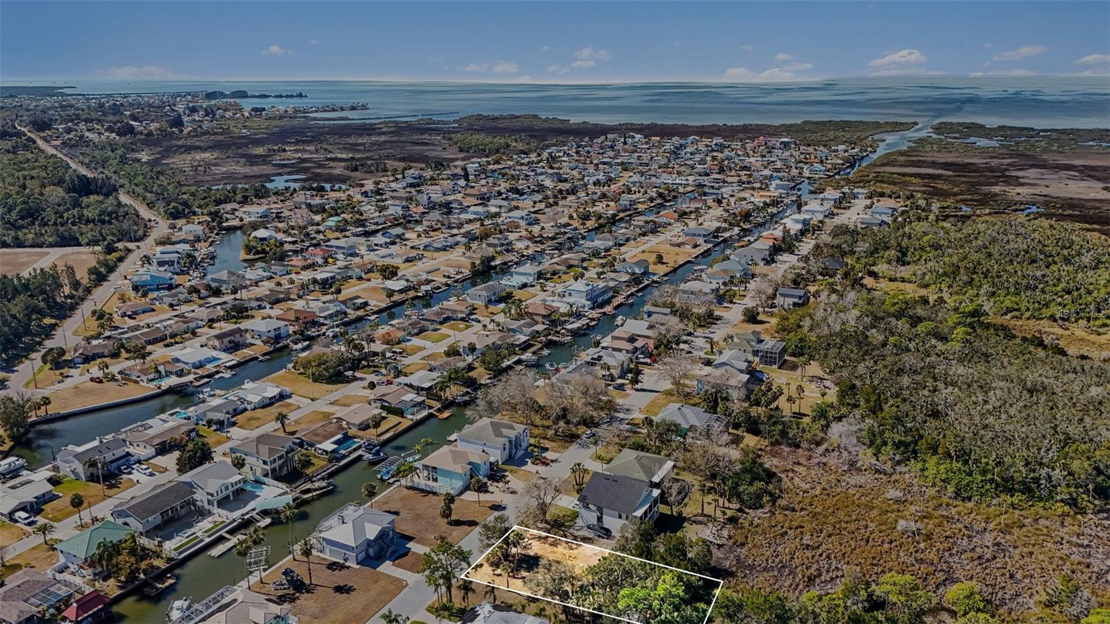 Image 6 of 14 For 7657 Gulf Way