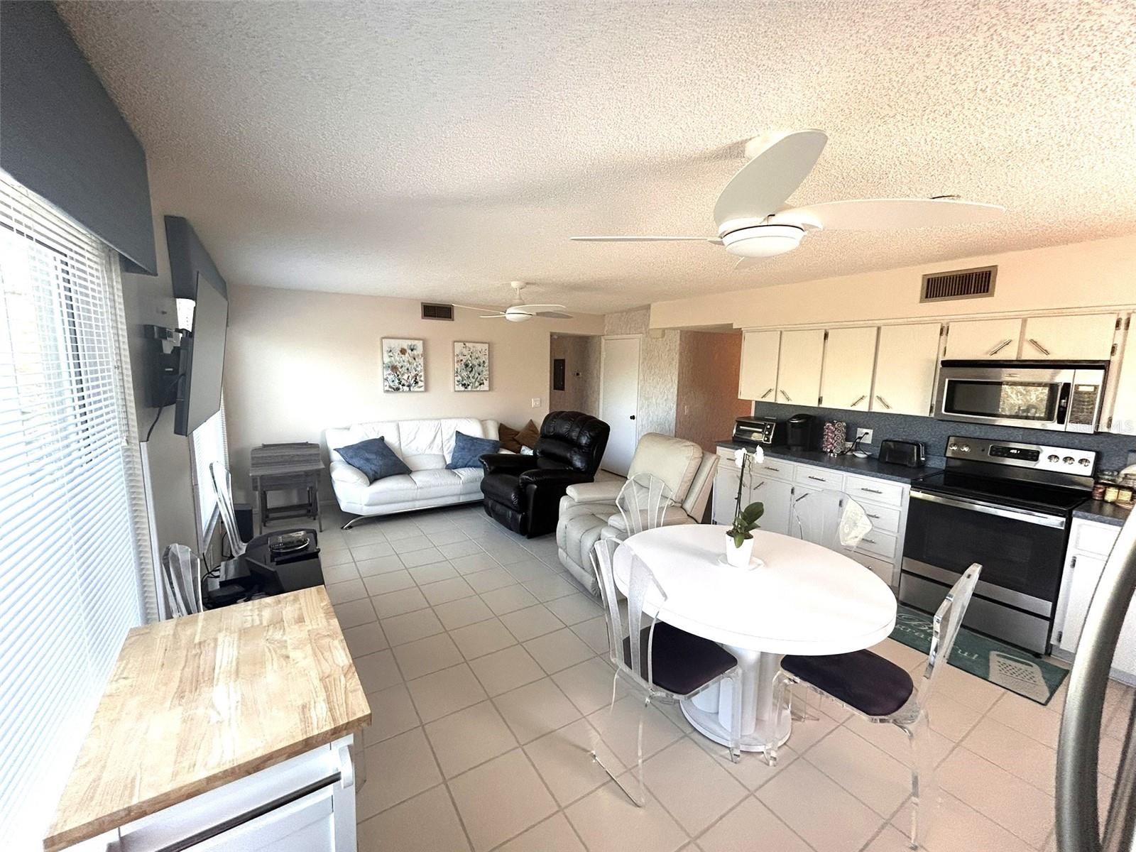 Image 12 of 50 For 2170 Americus Boulevard S 57