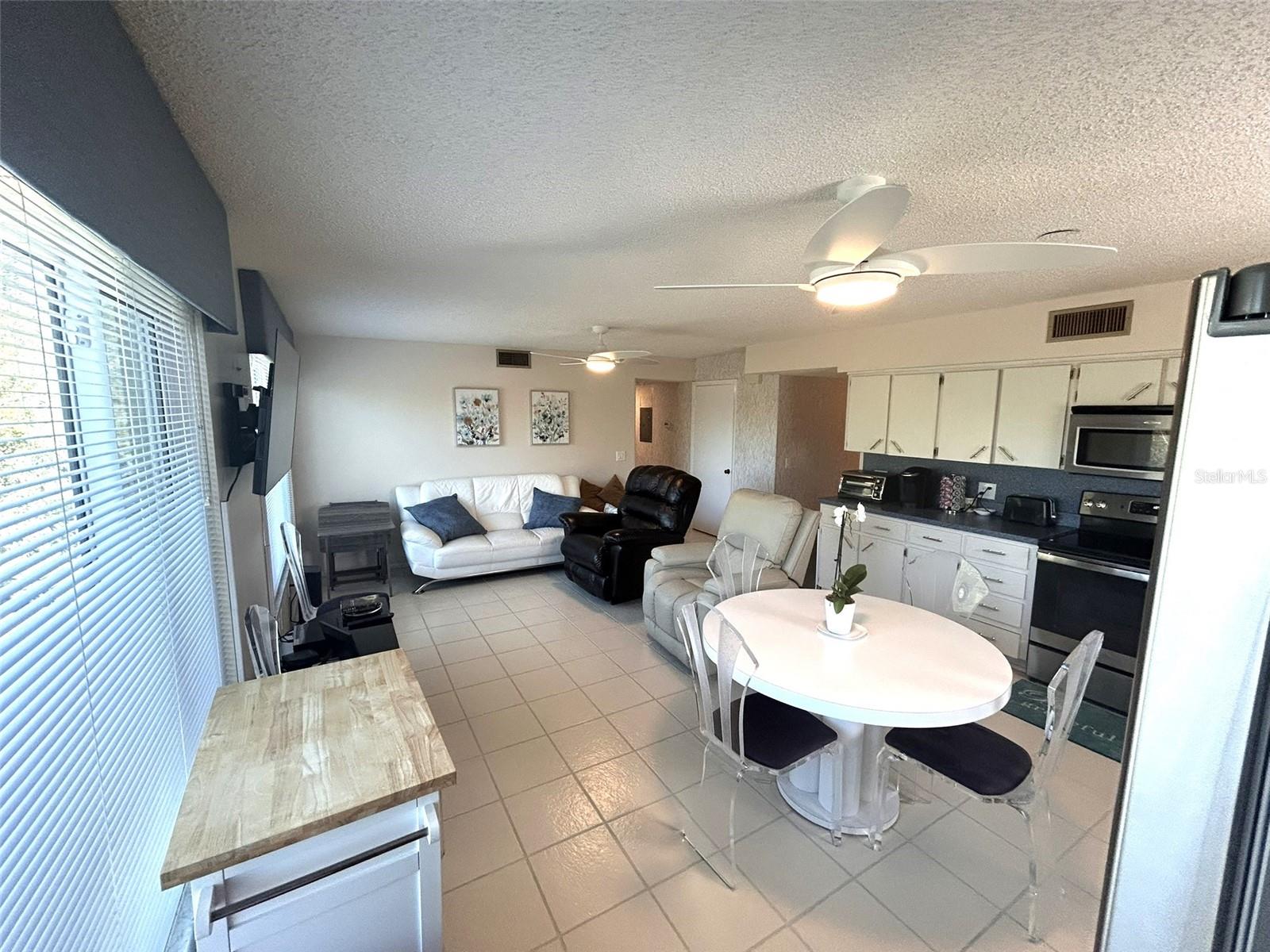 Image 14 of 50 For 2170 Americus Boulevard S 57