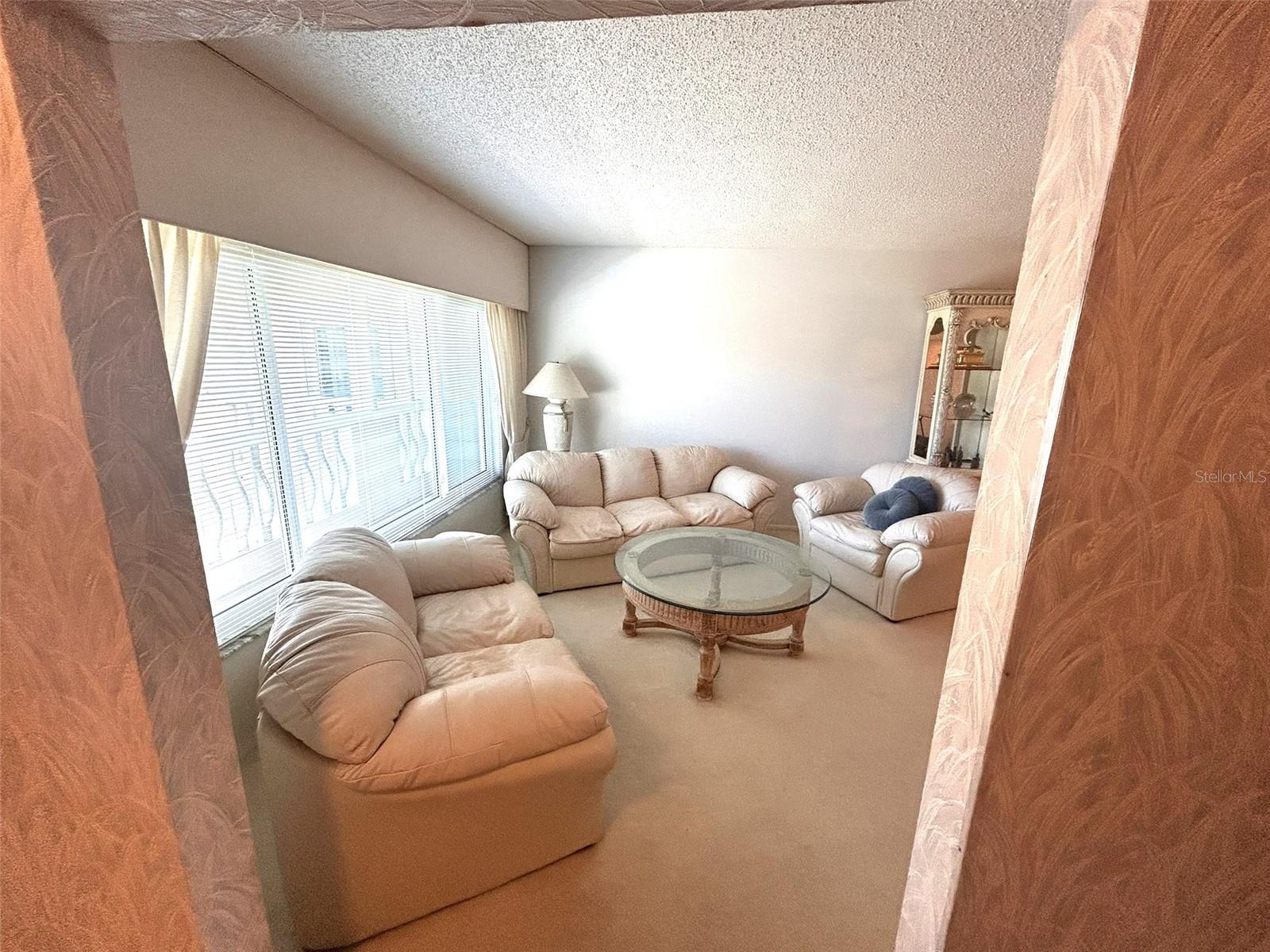 Image 3 of 50 For 2170 Americus Boulevard S 57