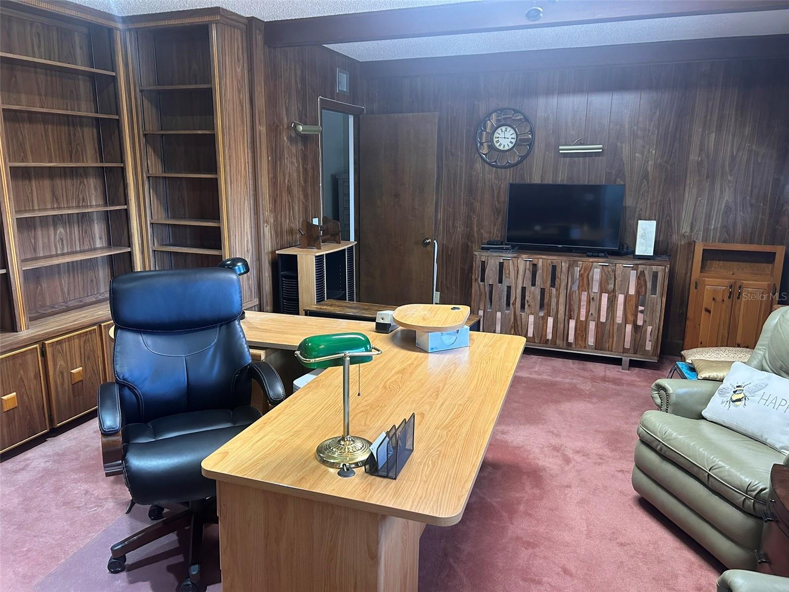 Image 8 of 50 For 2170 Americus Boulevard S 57