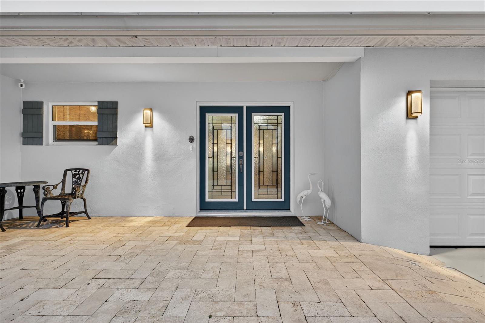 Listing photo id 12 for 136 Windward Island