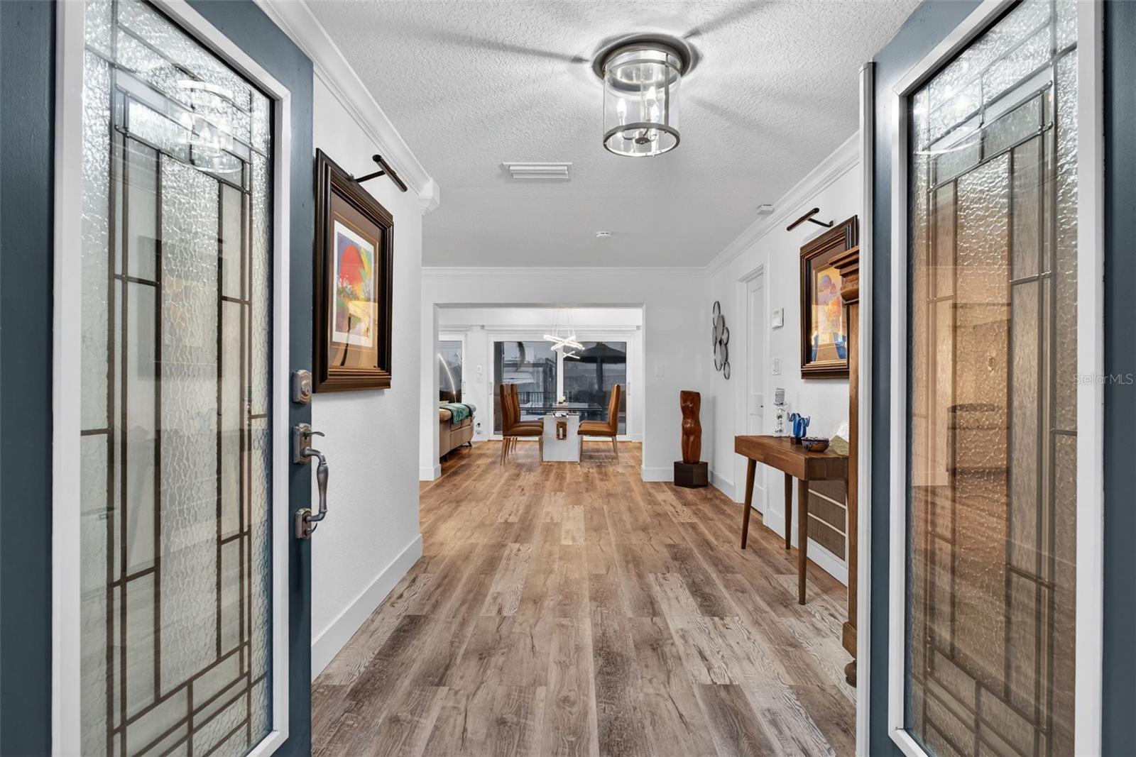 Listing photo id 14 for 136 Windward Island