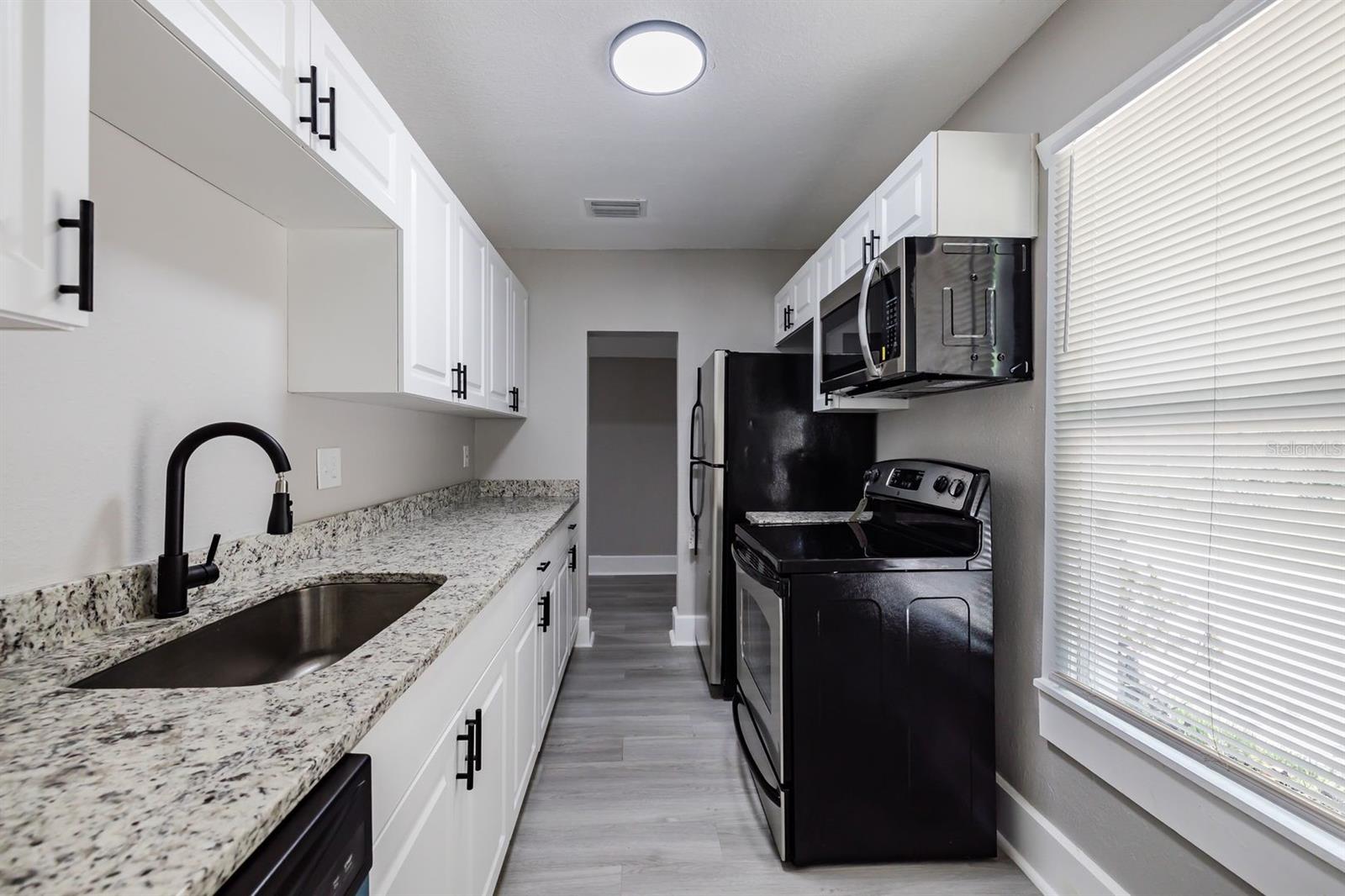 Image 8 of 30 For 1401 12th Street S