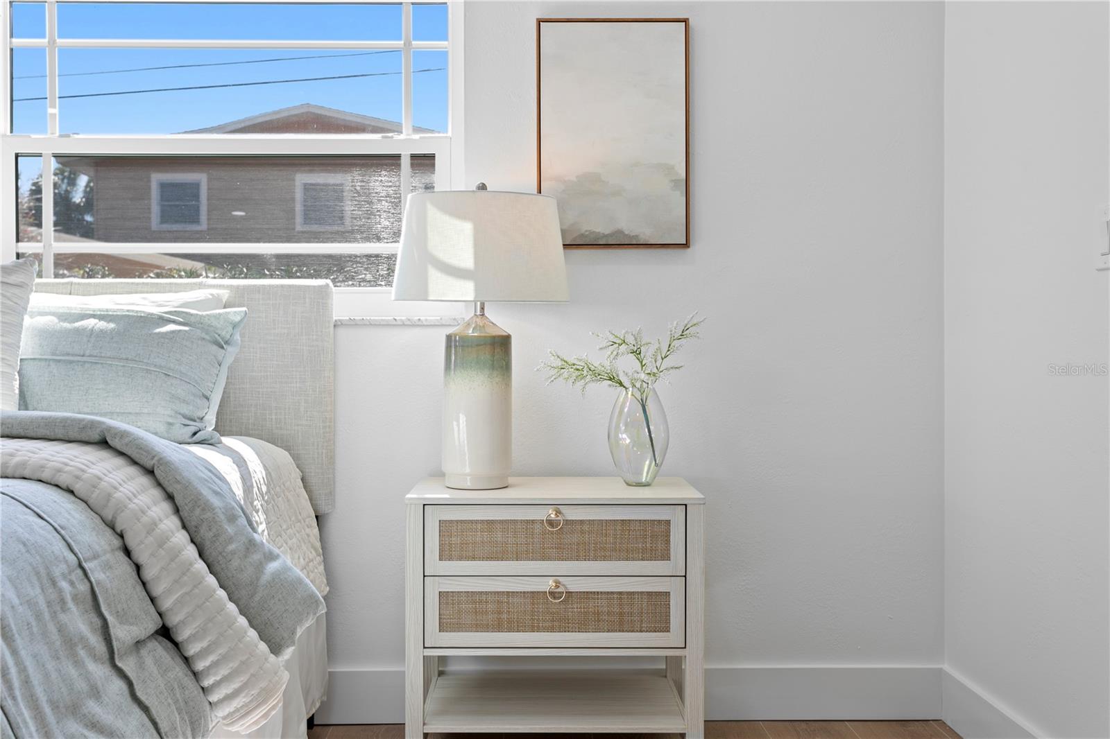 Listing photo id 42 for 1182 41st Avenue Ne