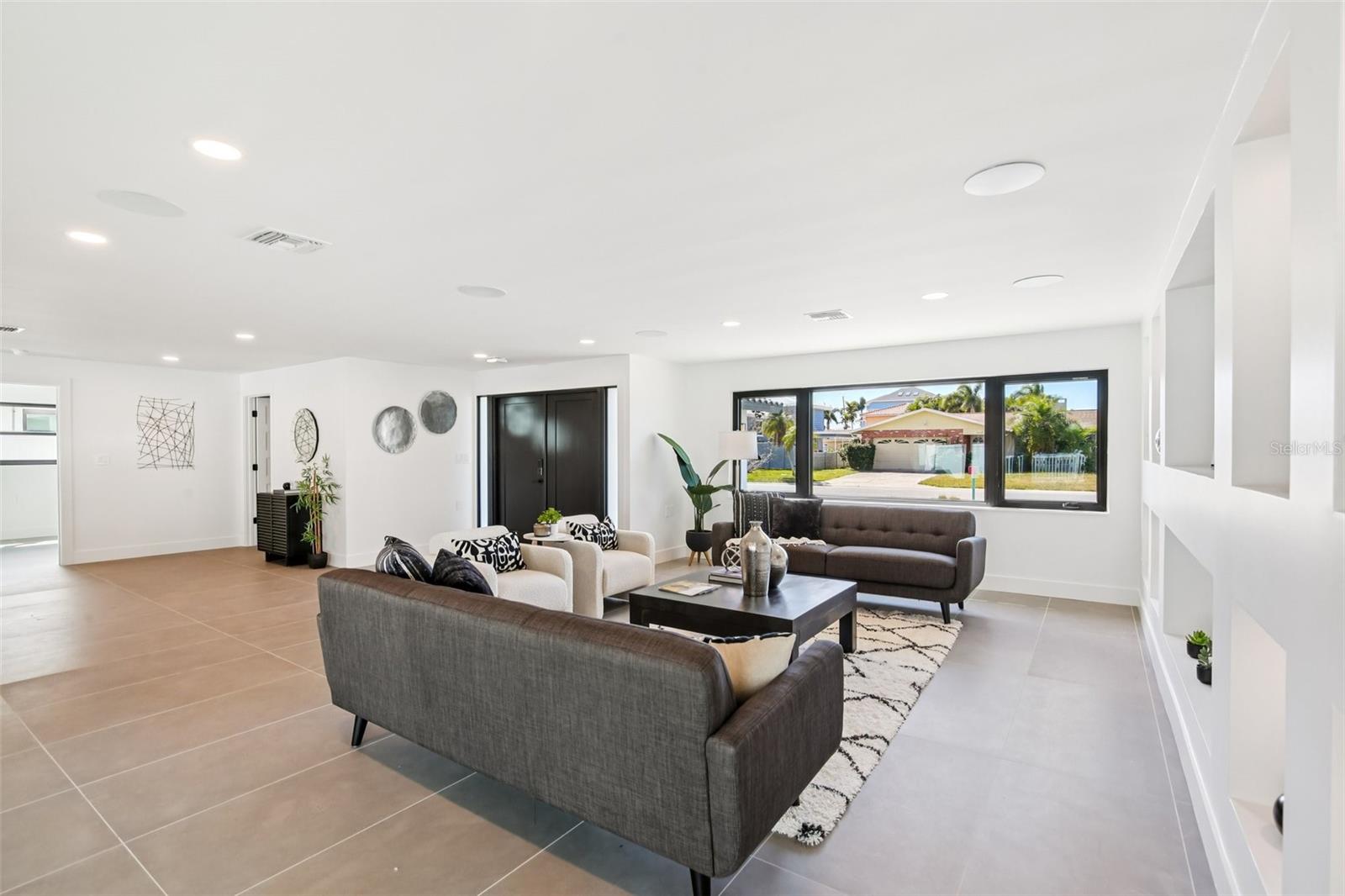 Image 12 of 52 For 12125 5th Street E