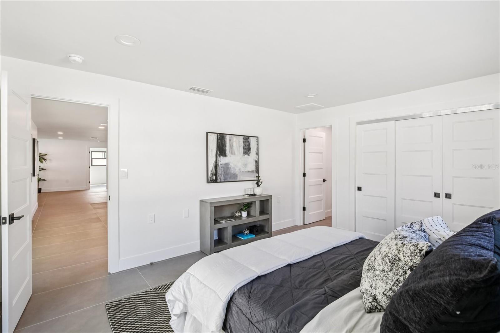 Image 36 of 52 For 12125 5th Street E