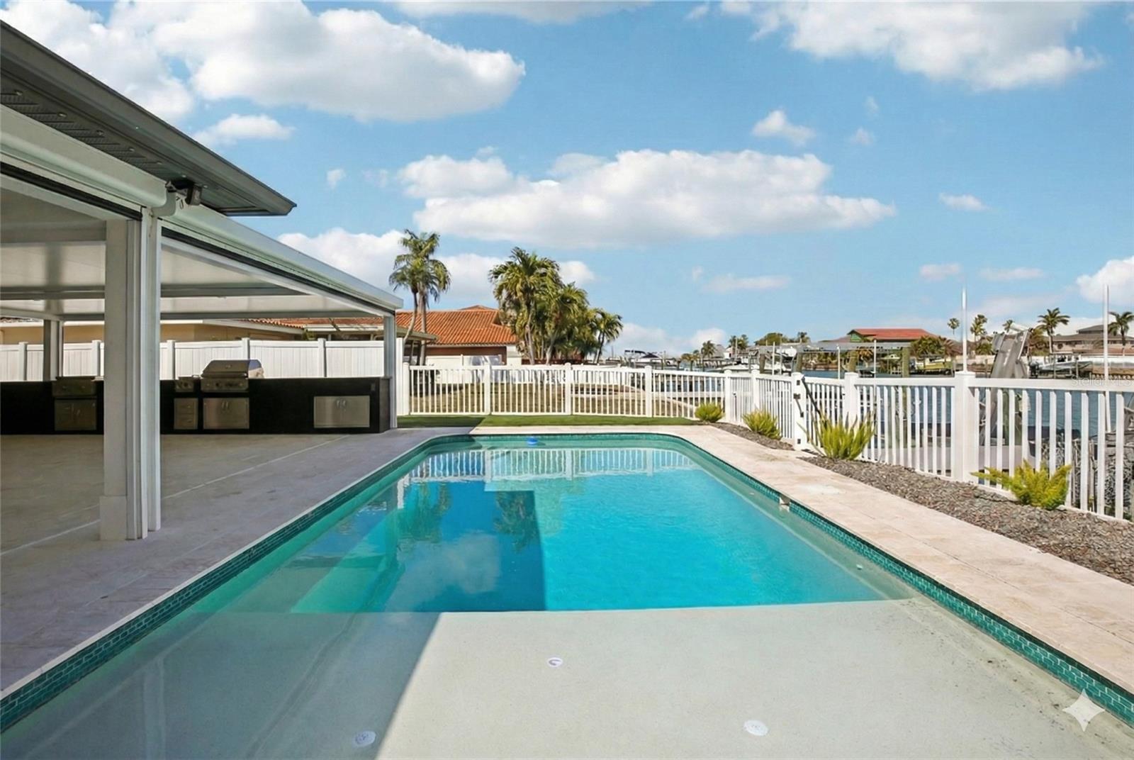 Image 4 of 52 For 12125 5th Street E