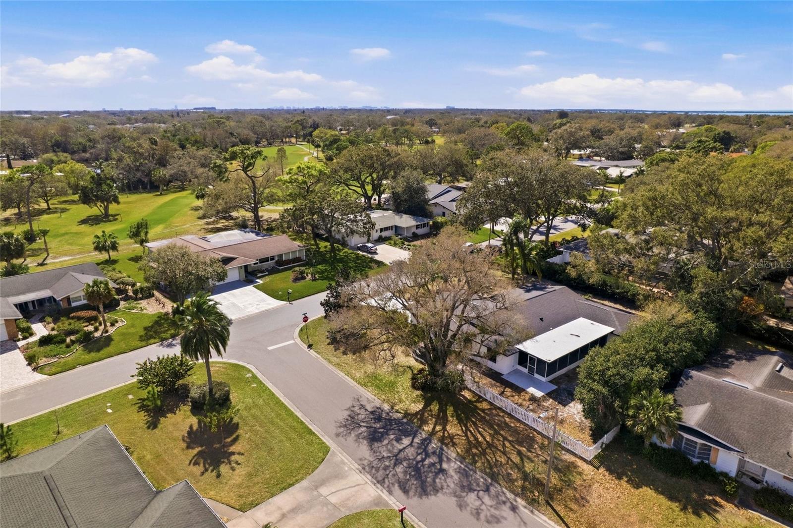 Image 31 of 37 For 1434 Hagen Avenue