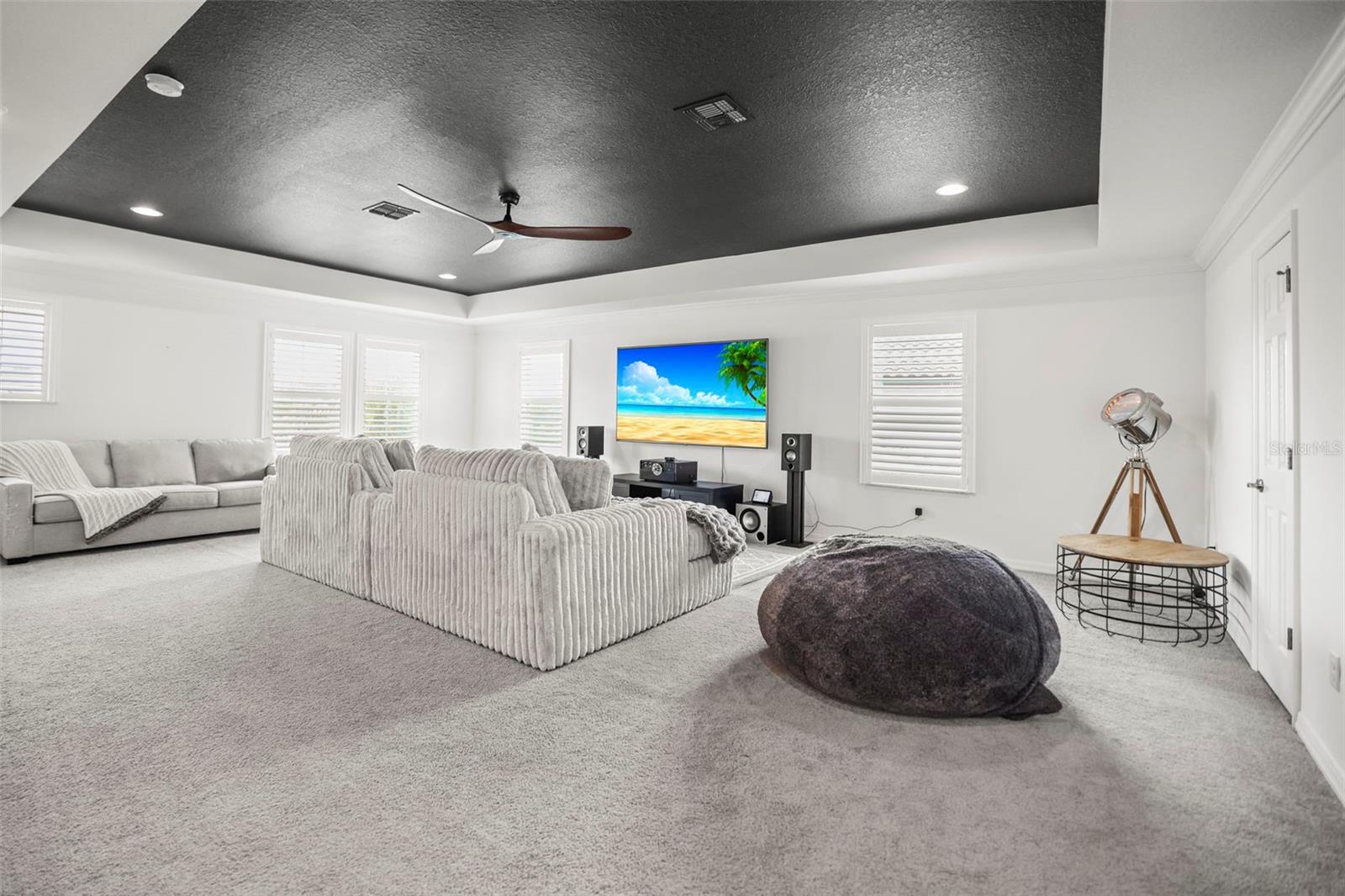 Image 38 of 90 For 33260 Kateland Drive