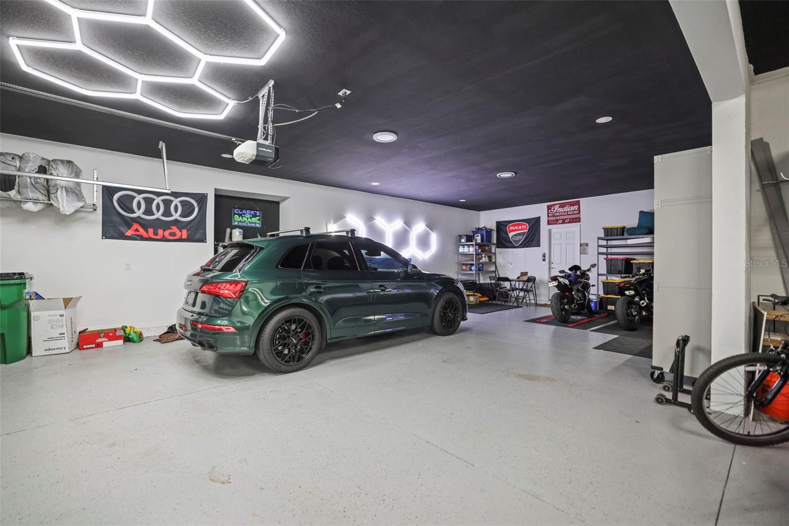 Image 44 of 90 For 33260 Kateland Drive