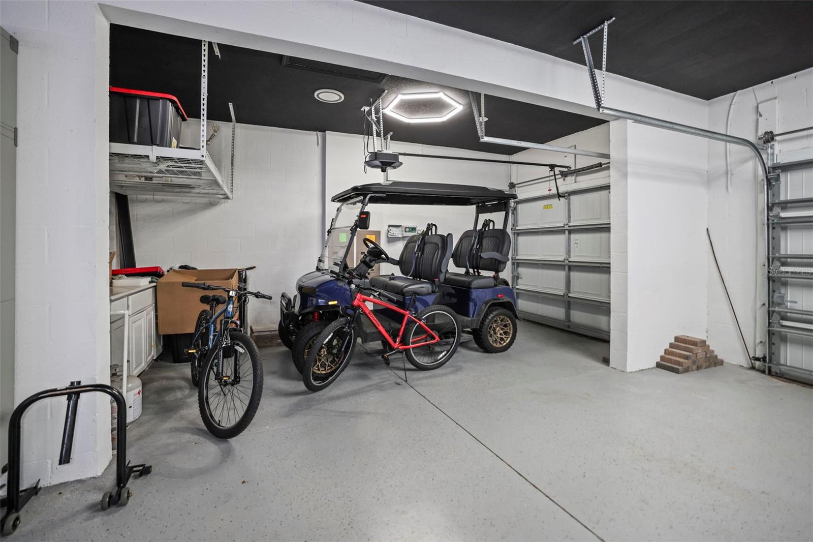 Image 45 of 90 For 33260 Kateland Drive