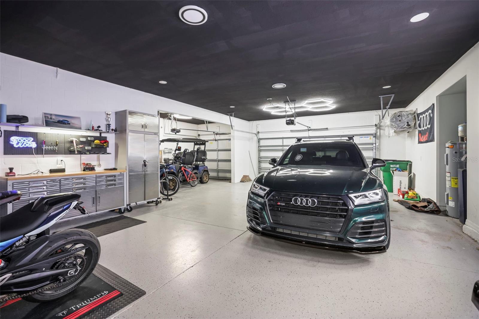 Image 46 of 90 For 33260 Kateland Drive