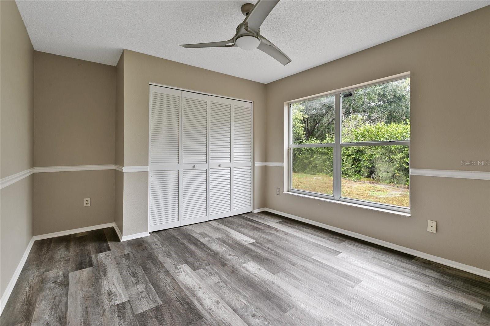 Image 27 of 48 For 11647 Fox Creek Drive