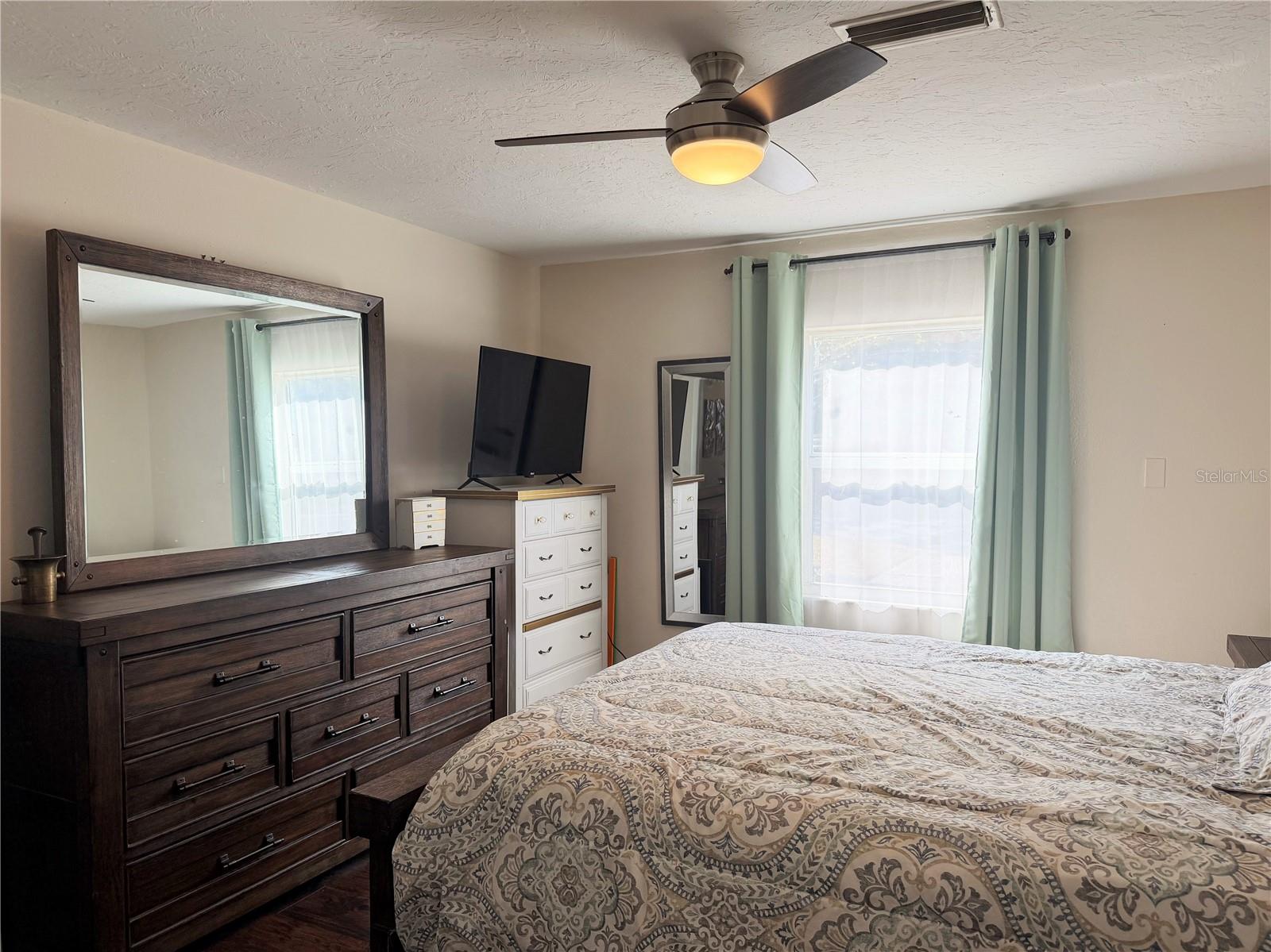 Image 16 of 29 For 4101 11th Avenue N