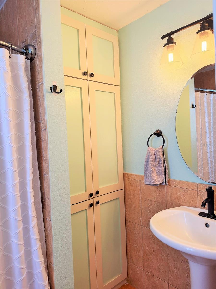 Image 18 of 29 For 4101 11th Avenue N