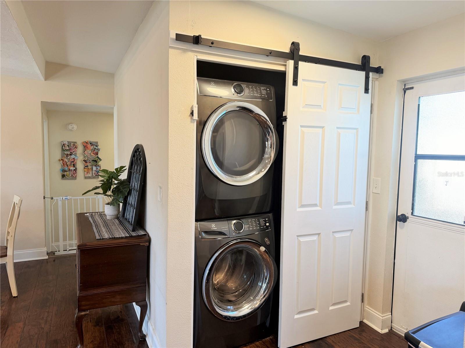 Image 5 of 29 For 4101 11th Avenue N