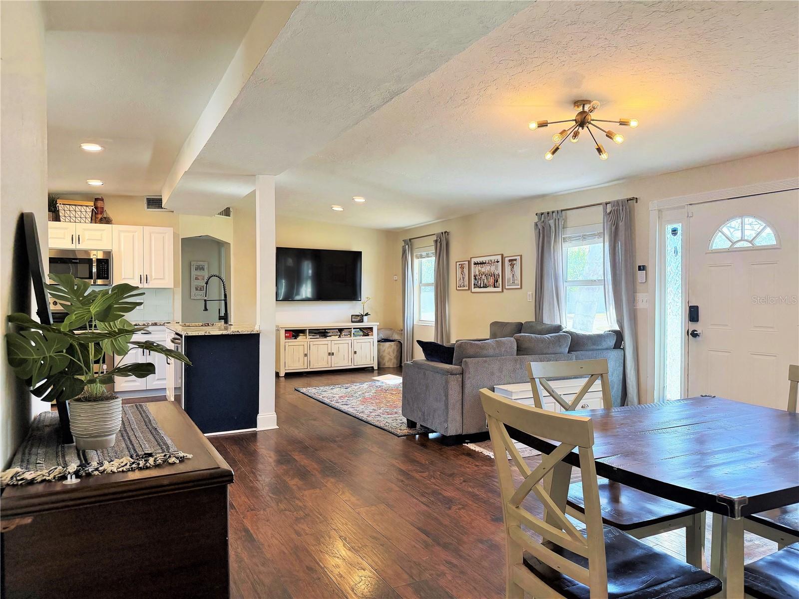 Image 8 of 29 For 4101 11th Avenue N